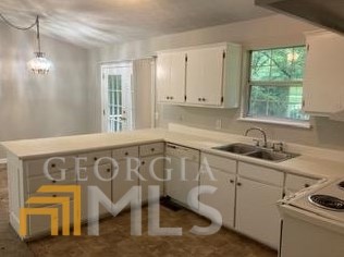104 Teaver Ct, Lagrange, GA 30240-9706
