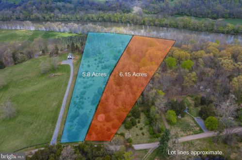 4034 Calmes Neck Ln, Boyce, VA 22620-2604