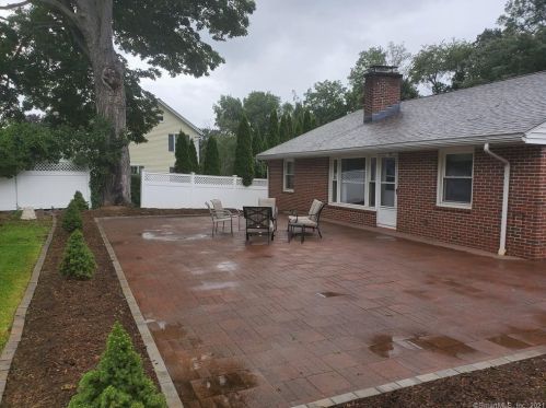 339 West St, Middletown CT  06457-4008 exterior
