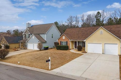 530 Firethorn Ct, Villa Rica, GA 30180-5185