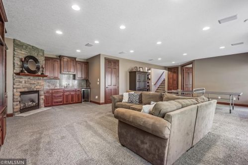 157 Ivy St, Saint Paul MN  55115-1728 exterior