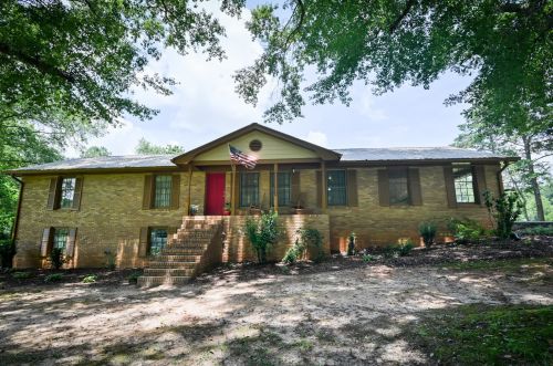 1848 Christian Cir, Conyers GA  30013-3022 exterior