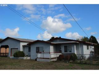 160 12th St, Lakeside, OR 97449-8615