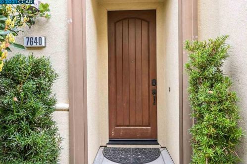 7640 Stoneleaf Rd, San Ramon, CA 94582-5567