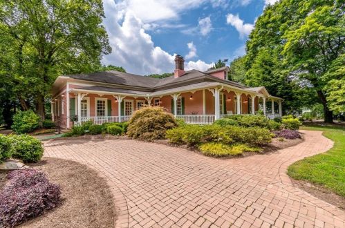 201 Concord Rd, Smyrna, GA 30082-3701