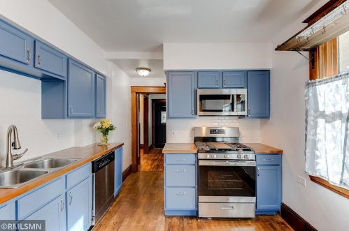 946 Cook Ave, Saint Paul MN  55106-3235 exterior