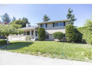 627 19th St, Damascus OR  97080 exterior