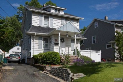 11 Bergman Ter, Dumont, NJ 07628-3501