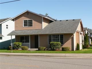 1003 Willow Dr, Sultan, WA 98294-7666