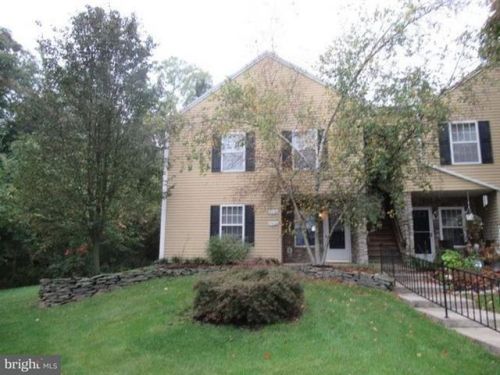 2828 Buxton Ct, Harrisburg, PA 17110-3562