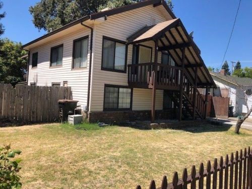 1111 Laurel St, Gridley, CA 95948-2917