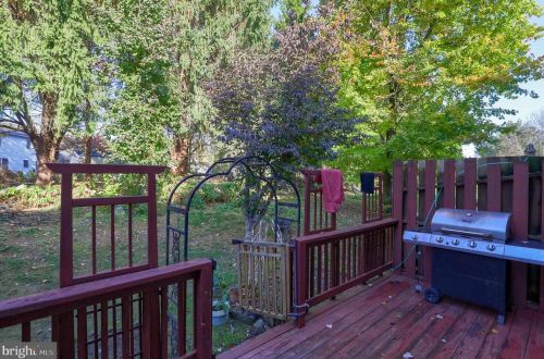 10 Townsend Ct, Lancaster PA  17603-6799 exterior