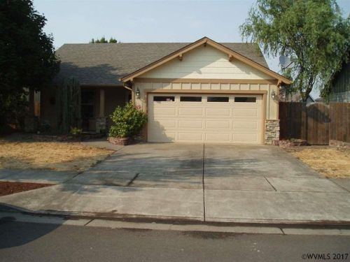 149 Jadon Dr, Lebanon, OR 97355-1696