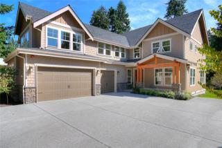13829 May Valley Rd, Seattle, WA 98059-3734