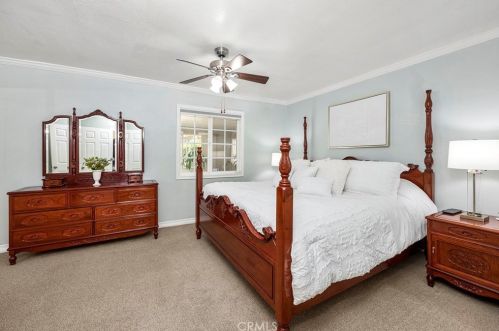 260 Brookside Ct, Anaheim CA  92808-1204 exterior