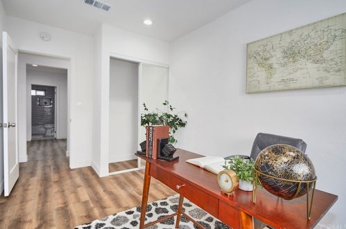 109 Wright St, Santa Ana CA 92701-4342 exterior