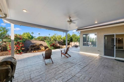 17617 Cedarwood Dr, Riverside CA  92503-7038 exterior