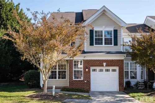 901 Arbor Valley Ln, Apex, NC 27502-3935