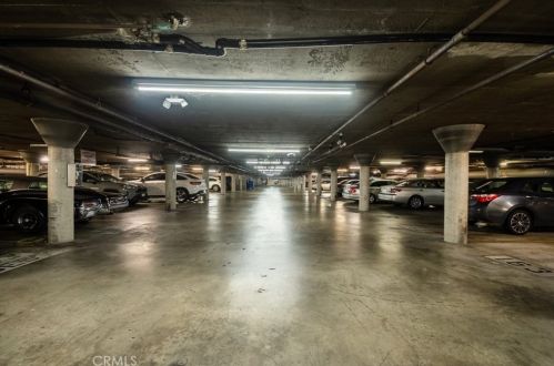 1401 Valley View Rd, Glendale CA  91202-1751 exterior