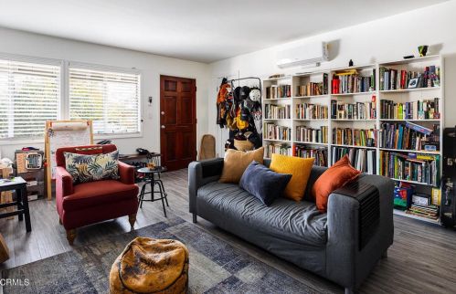 604 Hawthorne St, Glendale CA  91204-3105 exterior