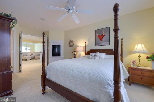 160 Fieldcrest Ln, Ephrata PA  17522-2925 exterior