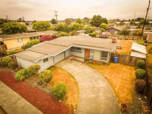 1226 Parkside Dr, Mckinleyville, CA 95519-3434