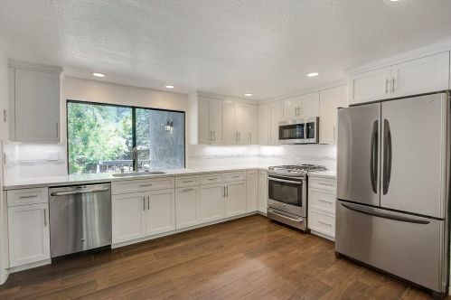 8612 Blythe Ave, Citrus Heights, CA 95662-3975