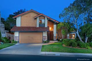 415 Village Center Dr, Encinitas, CA 92024-1996