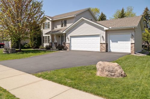 1824 Evergreen Ln, Prior Lake, MN 55379-4455