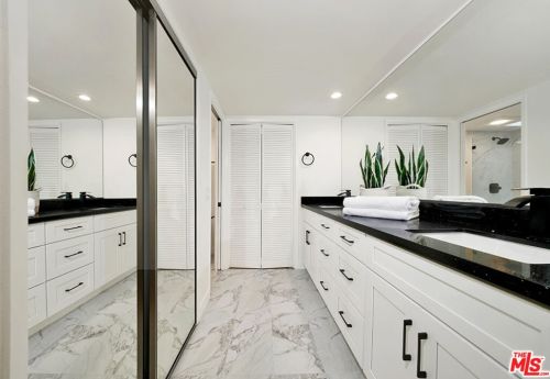 4871 Paseo De Vega, Irvine CA  92603-3322 exterior