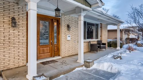 84 Garden Ave, Palatine, IL 60067-2615