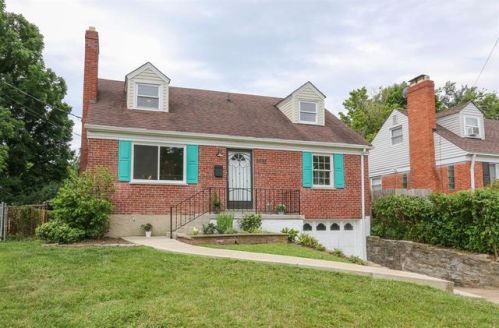 3933 Fordham Pl, Cincinnati, OH 45213-2326