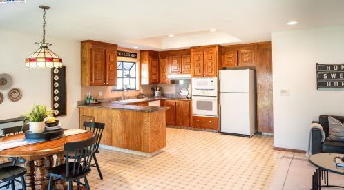 4462 Bacon Ct, Pleasanton, CA 94588-3918
