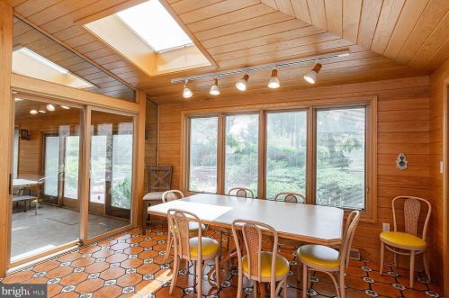 1367 Country Club Dr, Lancaster PA  17601-5209 exterior