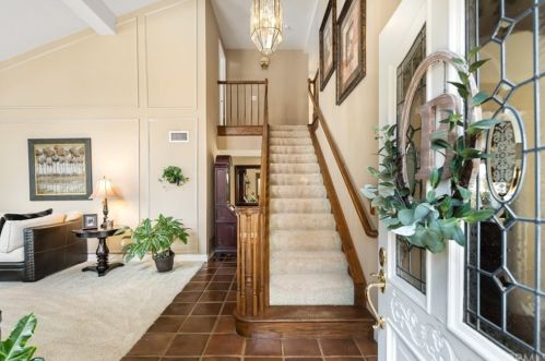 6270 Woodsboro Ave, Anaheim CA  92807-2347 exterior