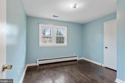 1006 Venice Dr, Silver Spring MD 20904-2065 exterior