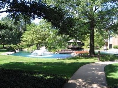 2 Oak Brook Club Dr, Oak Brook IL  60523-1345 exterior