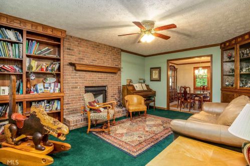 3890 Sundowner Ct, Conyers GA  30094-3870 exterior