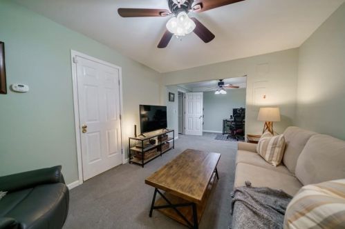 2104 Defoors Mill Dr, Atlanta GA  30318-2368 exterior