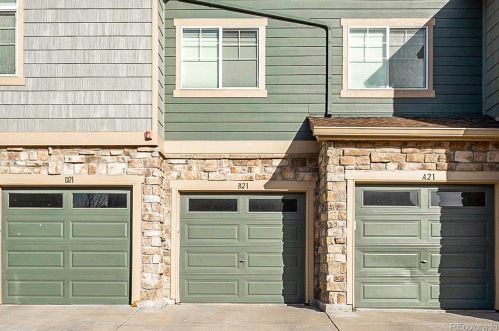5650 Algonquian Way, Denver CO  80016-4205 exterior