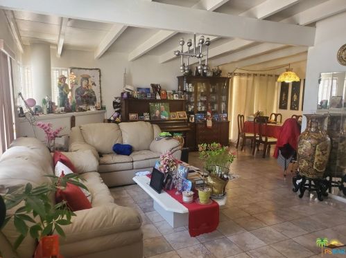 1030 Tachevah Dr, Palm Springs, CA 92262-4910
