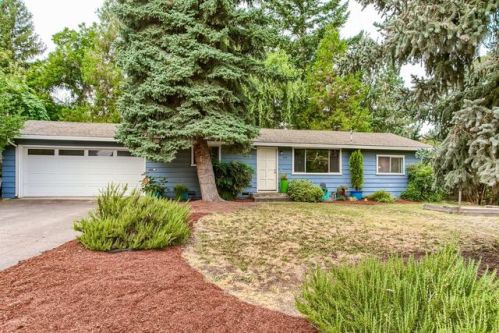 535 Rock St, Ashland OR  97520-1634 exterior