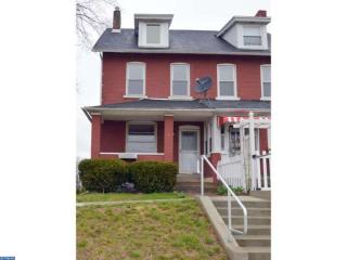63 Crest Ave, Bethlehem PA  18015-9500 exterior