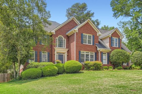 1643 Spruce Pine Ct, Lilburn, GA 30047-5671