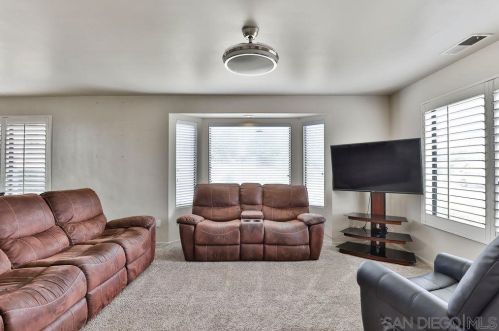 26194 Bellemore Dr, Ramona, CA 92065-4843