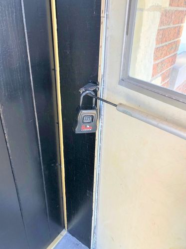 3417 East Ave, Forest View, IL 60402-3746