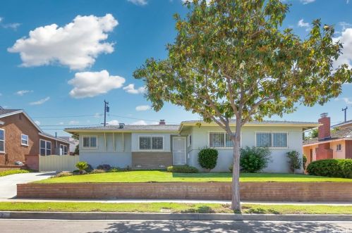 10602 5th Ave, Inglewood, CA 90303-1618
