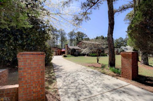 11420 Panhandle Rd, Hampton, GA 30228-2616