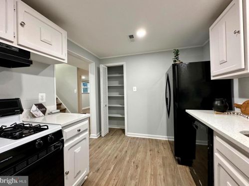 14608 Eastman St, Woodbridge VA  22193-2610 exterior