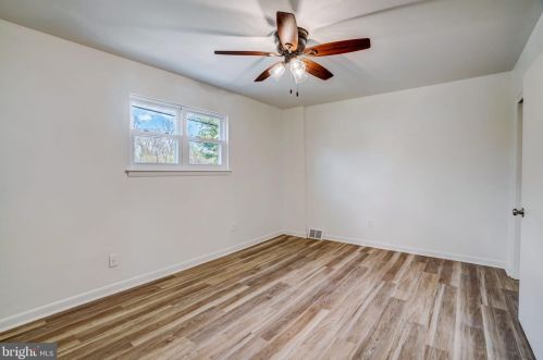 8106 Ditman St, Philadelphia PA 19135-1830 exterior